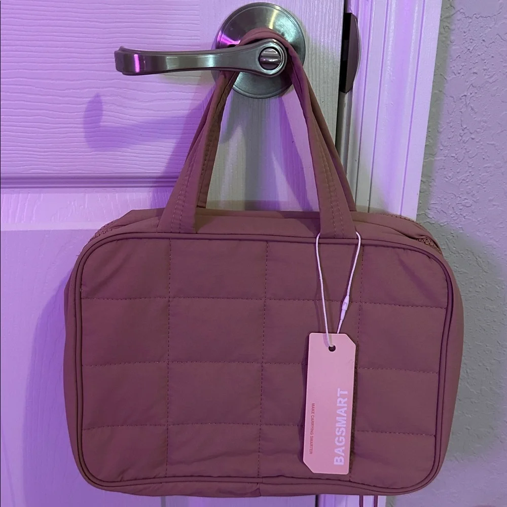 Elegant Hanging Makeup Organizer